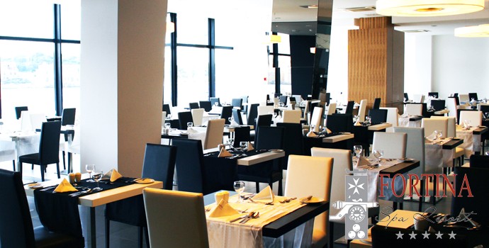 Christmas Day Lunch Banquet at La Vallette Buffet Restaurant at the Hotel Fortina for ONLY €21 pp (€42)