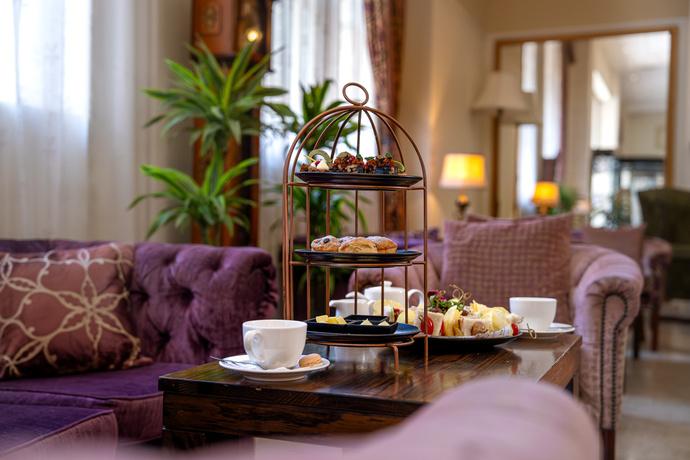 Morning Spa Brunch at AX The Victoria for two - with Afternoon Tea with free flow of Prosecco and water