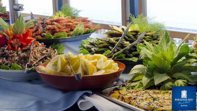 Enjoy Sunday buffet lunch followed by afternoon tea at Merill Restaurant at the Paradise Bay