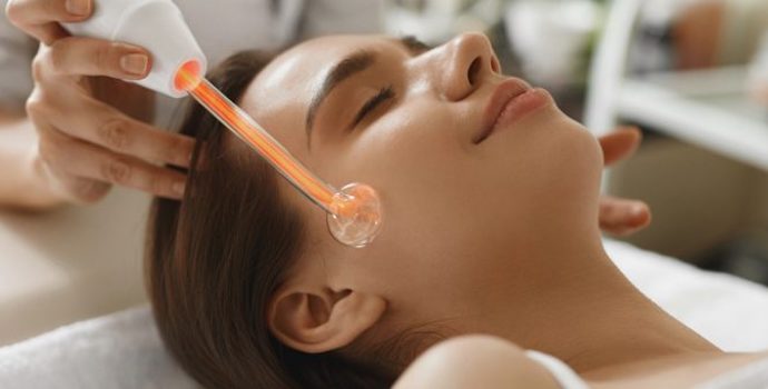 High frequency facial from Beauty Point Med Estestic